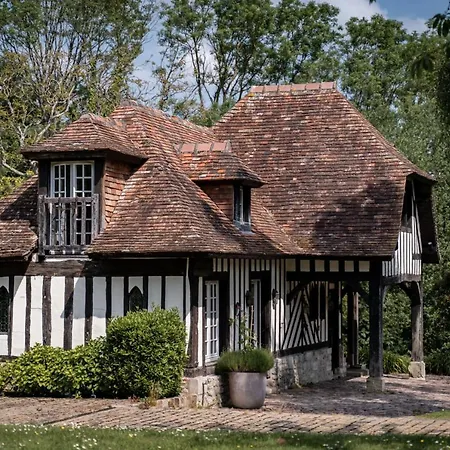 Exceptional 16th Century Manor House * Saint-Gâtien-des-Bois