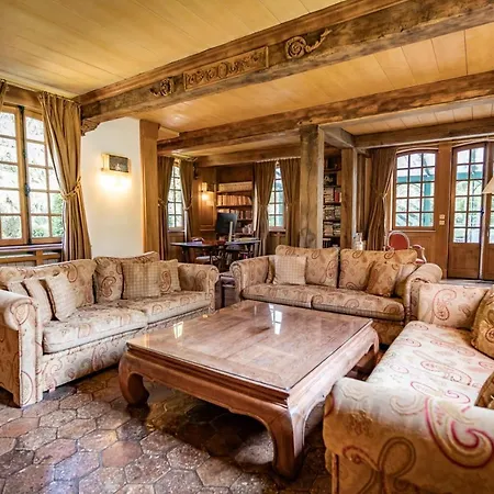 펜션 Exceptional 16th Century Manor House